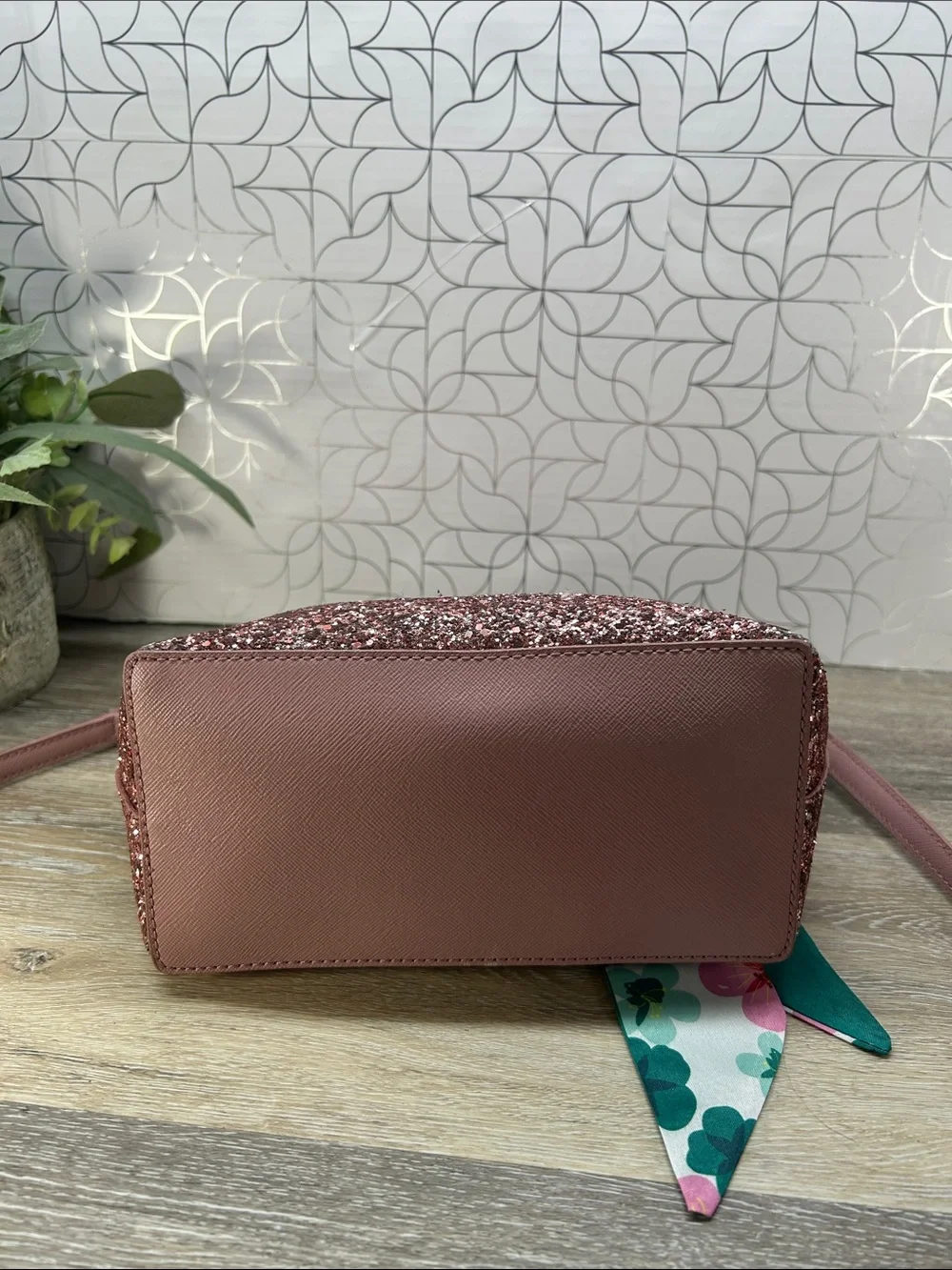 7769 kate spade Blush Pink Top-Handle Tote 417769